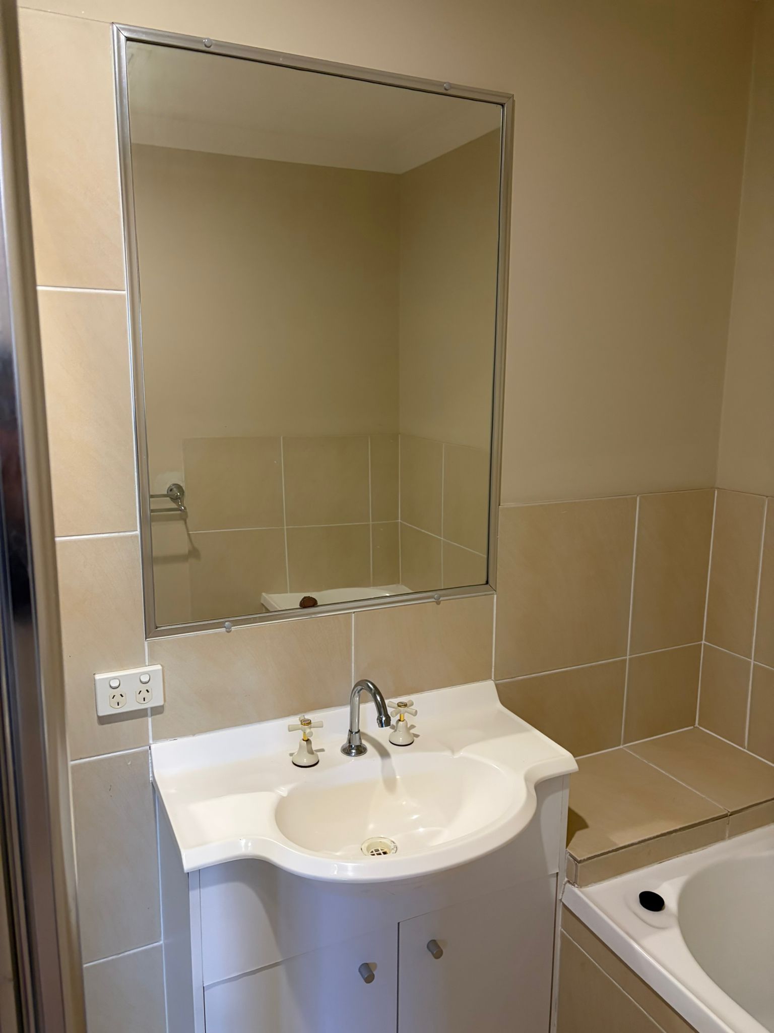 StressLess Cleaners completed bond cleaning work 3